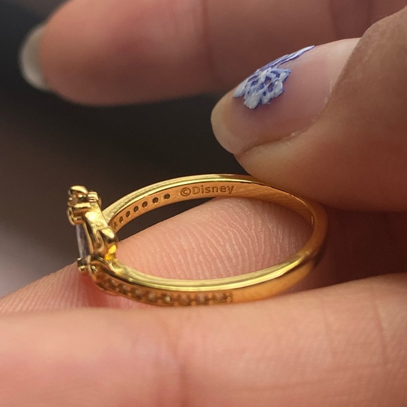 Pandora x Disney Cinderella’s Carriage Ring - Picture 3 of 3